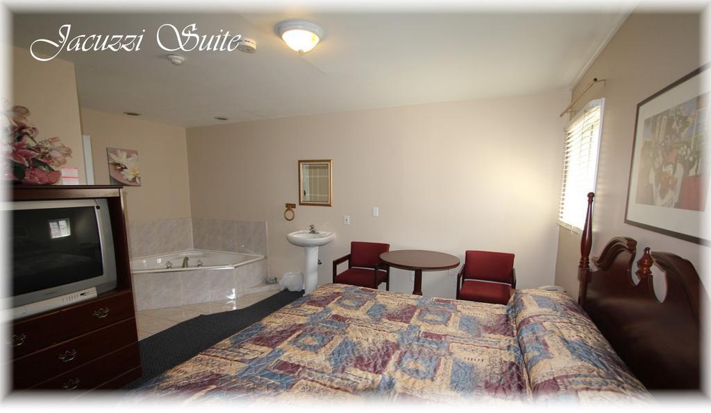 Lotus Motel Cobourg Buitenkant foto